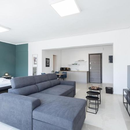Hip And Fun Apt B Athen Eksteriør bilde