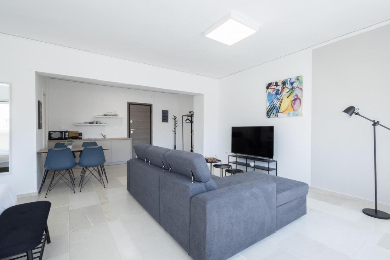 Hip And Fun Apt B Athen Eksteriør bilde